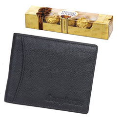 Hamper of Ferrero Rocher Chocolate with Longhorns Leather Wallet