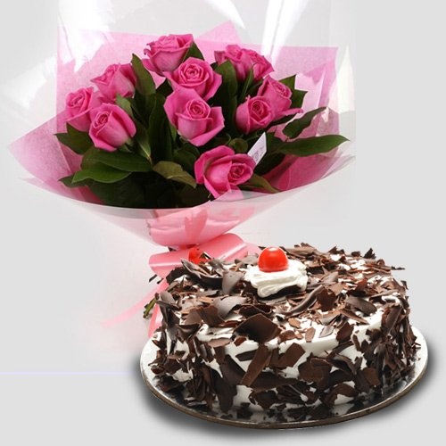 Charming 12 Pink Roses with 1/2 Kg Black Forest Cake