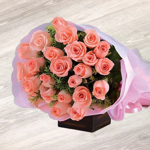 Exotic Bunch of Peach Roses with Greenery