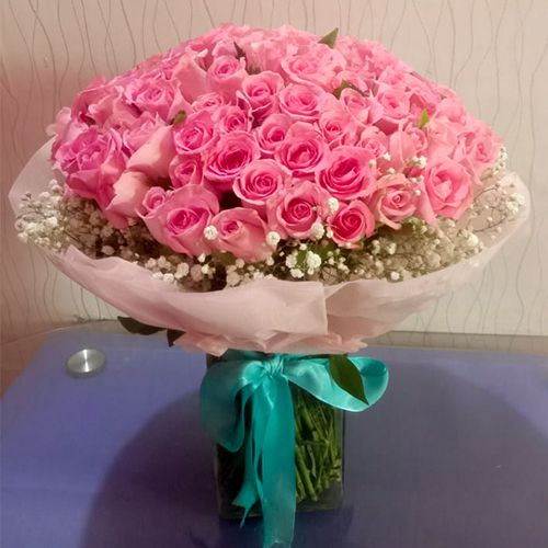 Exotic 100 Pink Roses Arrangement