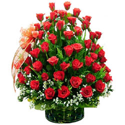 Dazzling Dreamland Premium Red Roses in a Basket<br>