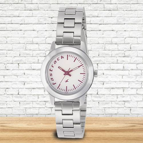 Marvelous Fastrack Fundamentals Analog Womens Watch